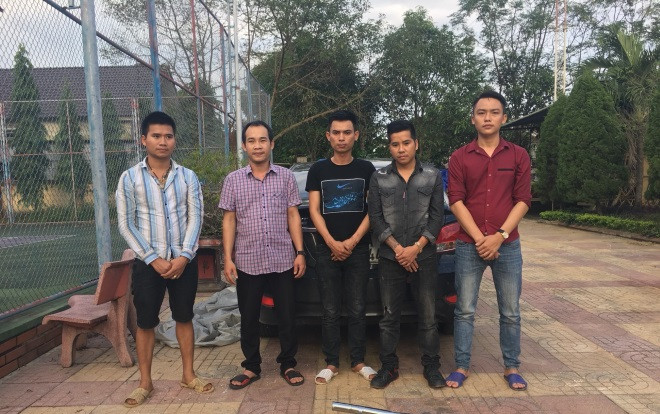 Cho rằng xin lỗi 'không chân thành', nhóm đối tượng vác gậy đuổi đánh Ảnh 2