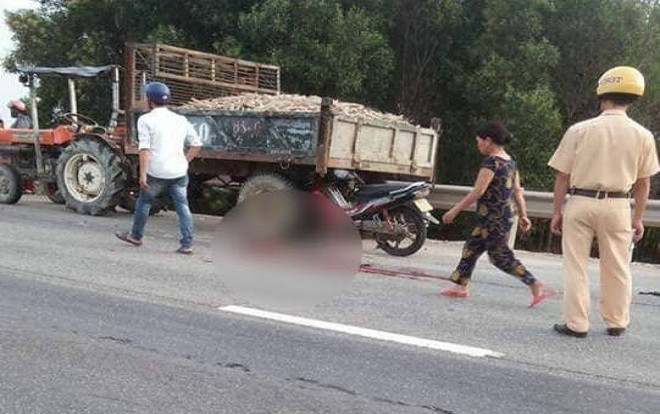 Cả gia đình gặp nạn khi xe máy va chạm với công nông, bố và con gái 4 tuổi tử vong thương tâm Ảnh 2