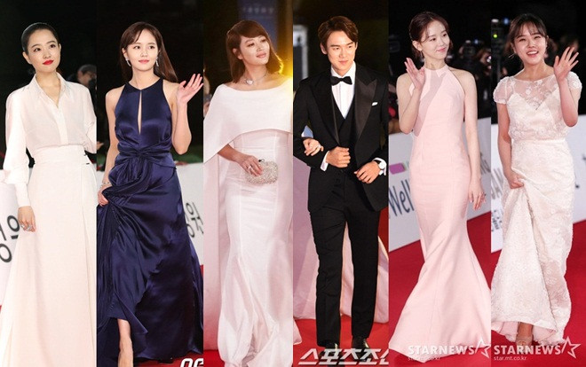 Thảm đỏ 'Giải Rồng Xanh 2018': Park Bo Young kém xinh hơn Kim So Hyun, 'chị đại' Kim Hye Soo tình tứ bên Yoo Yeon Seok Ảnh 2