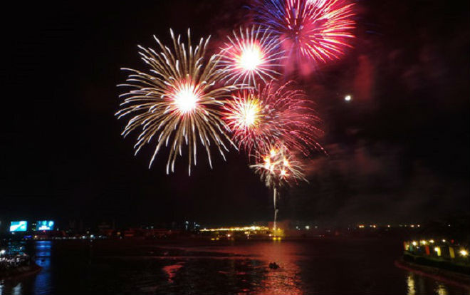 Hà Nội chi gần nửa tỷ đồng bắn pháo hoa tầm thấp tại Mỹ Đình đêm 25/11 Ảnh 2