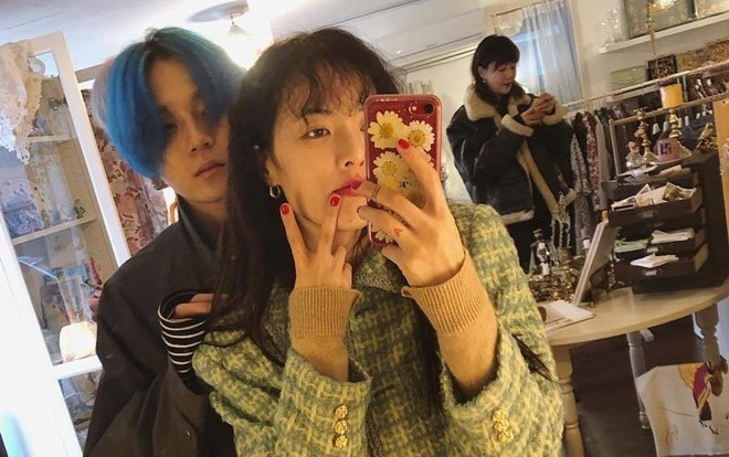 'Lovestagram' mật ngọt cùng HyunA, tài khoản E'Dawn đạt nhanh chóng đạt 1 triệu follow dù mới lập Ảnh 2