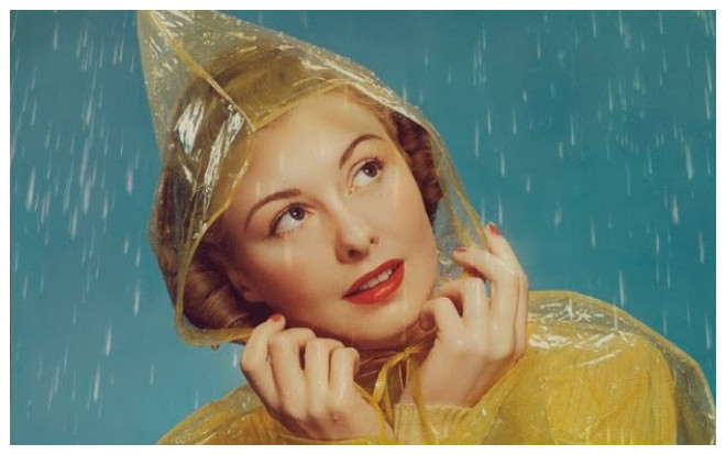 Ăn chơi không sợ mưa 'trôi' với các bí quyết trang điểm ngày mưa Ảnh 2