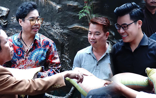 Duy Cường phát quà từ thiện từ Bắc vào Nam mừng sinh nhật cha nuôi Ngọc Sơn Ảnh 2