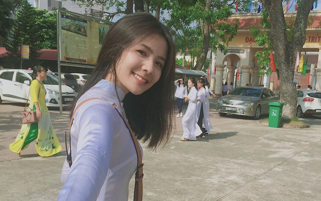 Lên xe hoa ở tuổi 18, nữ sinh có 'nụ cười vạn người mê' khiến fan tiếc ngẩn ngơ Ảnh 2