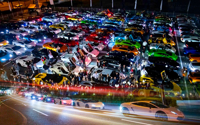 Giới nhà giàu Nhật Bản dùng hàng trăm siêu xe Lamborghini thắp sáng cả thành phố Yokohama Ảnh 2