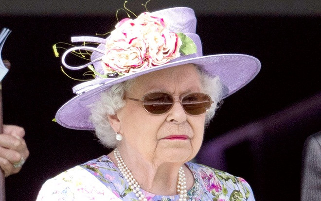 Đây là những điều nhỏ nhặt khiến Nữ hoàng Elizabeth khó chịu Ảnh 2