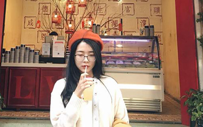 Hot girl ĐH Hutech chia sẻ kinh nghiệm kiếm tiền từ nghề mẫu lookbook: 'Ai nghĩ tạo dáng chụp ảnh nhàn hạ thì lầm to rồi' Ảnh 2