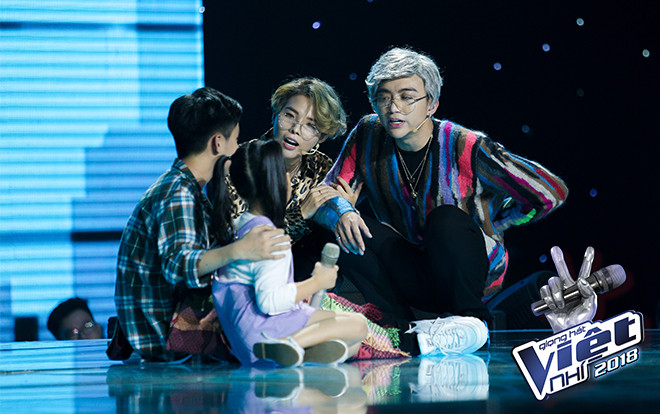 'Ông bà già' Sơn - Tường: Lý do đặc biệt gì để chọn chủ đề minishow là 'Tình cảm gia đình'? Ảnh 2