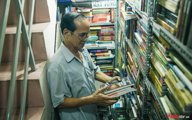 Tiệm sách miễn phí hơn 10 năm giữa lòng Sài Gòn: Không đặt cọc không ghi sổ, muốn trả hay lấy luôn cũng chẳng sao Ảnh 2