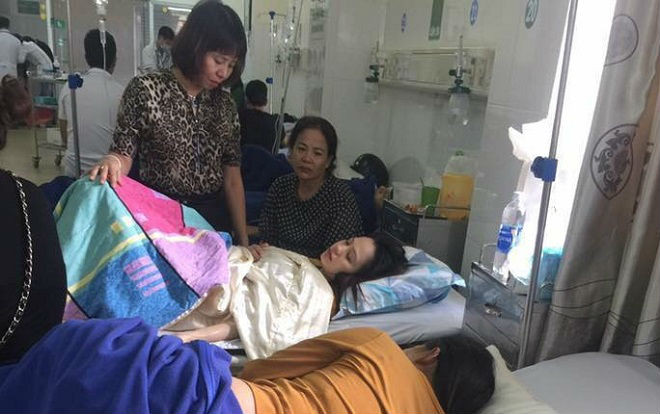 121 người nhập viện nghi ngộ độc sau khi ăn bánh mỳ tại cửa hàng nổi tiếng hàng chục năm Ảnh 2