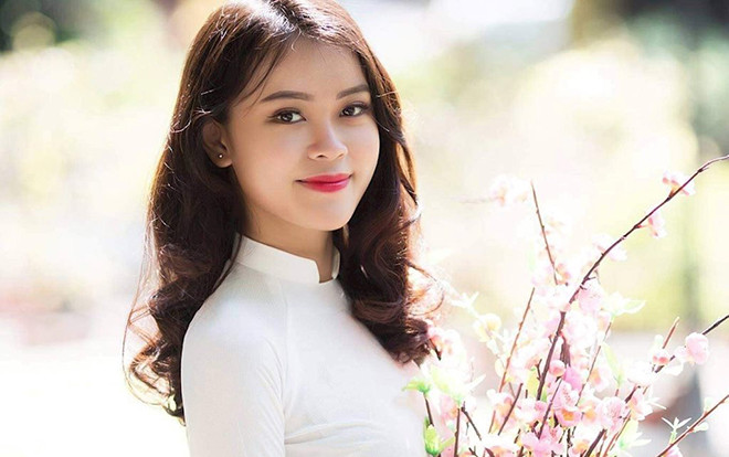 Kĩ thuật viên ngành y có vẻ đẹp thiên thần, khiến người bệnh 'chẳng cần khám cũng khỏi' Ảnh 2