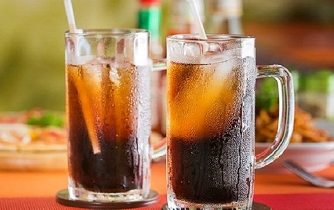 Những quy định mới học sinh Sài Gòn phải biết: Trường không bán nước ngọt có ga, nhận xe máy trên 50 phân khối Ảnh 2