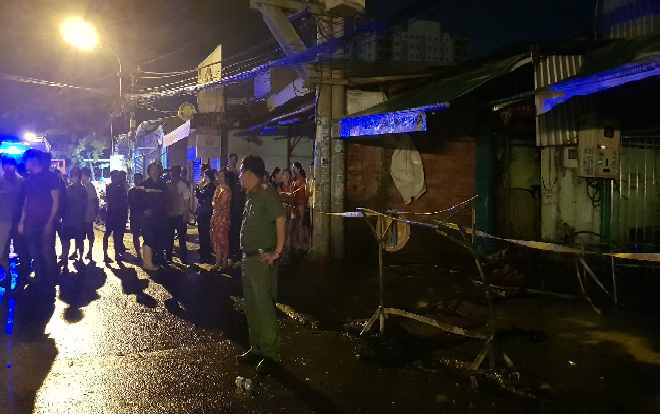 Cháy lớn tại khu trọ công nhân, thiếu nữ 18 tuổi tử vong, hàng chục người được giải cứu Ảnh 2