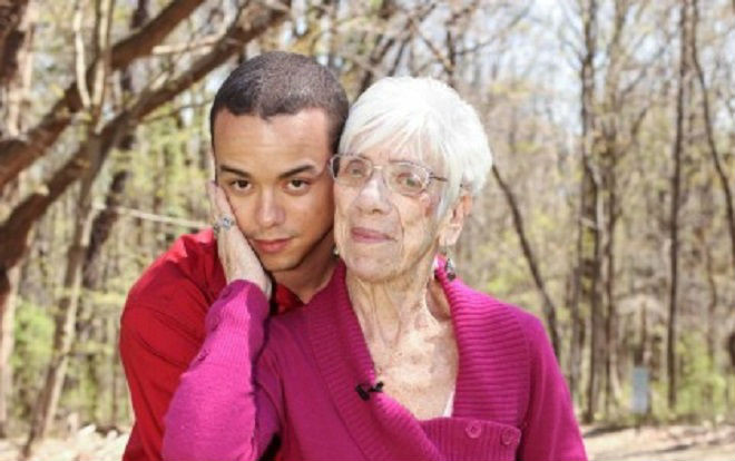 Cụ bà 91 tuổi cảm thấy hãnh diện và được tái sinh khi yêu trai trẻ 31 tuổi suốt 5 năm Ảnh 2