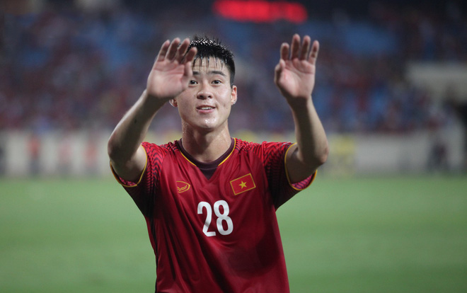 Bất ngờ với cách giải trí của các cầu thủ đội tuyển Việt Nam tại AFF Cup 2018 Ảnh 2