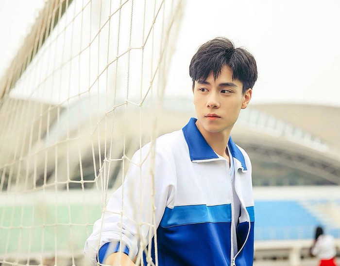 Nhìn Hoa Bưu trong ‘Sống không dũng cảm uổng phí thanh xuân’ lại nhớ Dư Hoài, Giang Thần, Chương Viễn - Thanh xuân đã nợ chúng ta quá nhiều