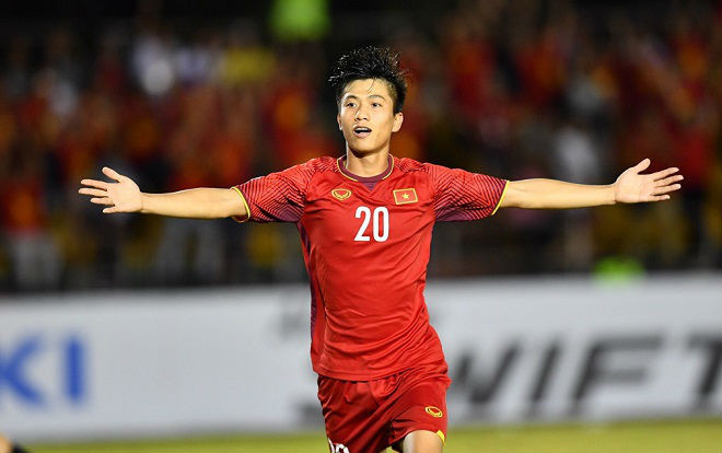 Điều thú vị về Phan Văn Đức: Thích con gái để mặt mộc, chung thủy và đảm đang giống mẹ Ảnh 2