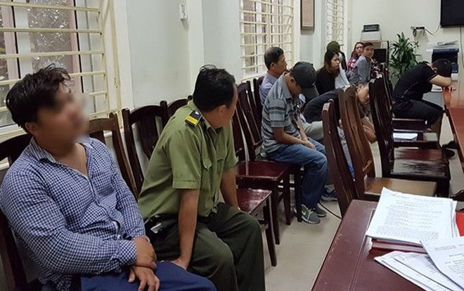 Hét giá 'cắt cổ' vé bán kết lượt về Việt Nam gặp Philippines, vé mời không ghi giá vẫn rao bán 10 triệu đồng Ảnh 2