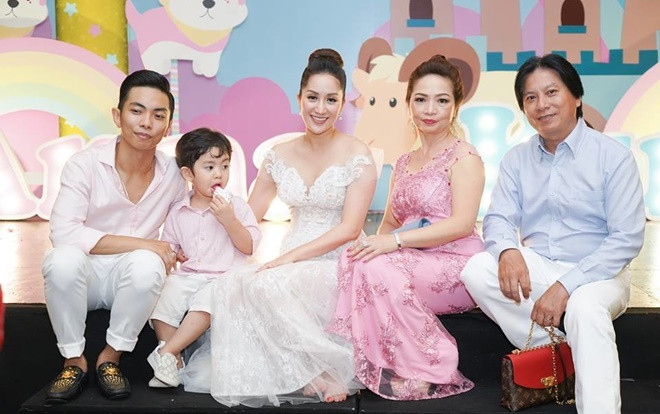 Khánh Thi - Phan Hiển tiết lộ khoản tiền 'khủng' hàng năm đầu tư cho dance sport Ảnh 2