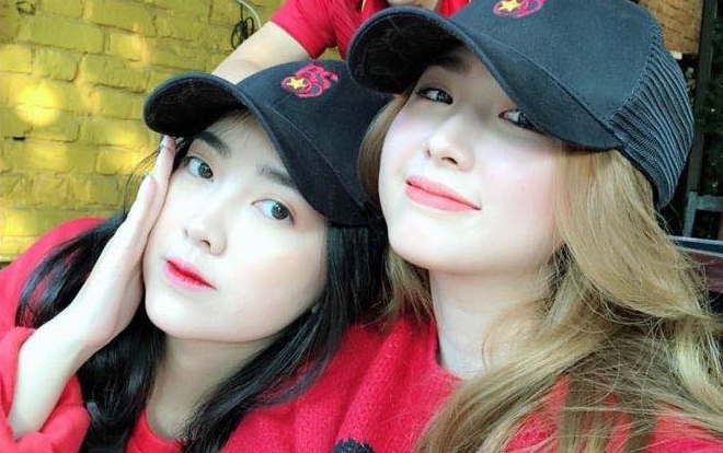 Dàn chân dài của ĐTVN khoe sắc trước trận bán kết lượt về Ảnh 2