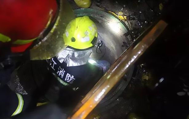 Lọt hố ga sâu 4 m, thai phụ gặp thảm nạn kinh hoàng Ảnh 2