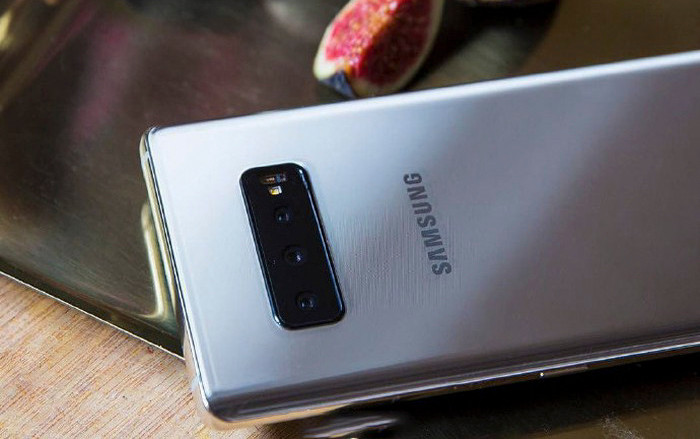 Rò rỉ hình ảnh thực tế của Samsung Galaxy S10 với 3 camera sau tuyệt đẹp Ảnh 2