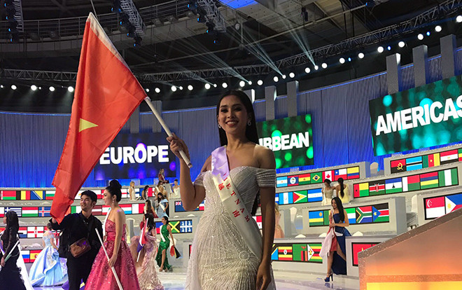 Săm soi sức nóng trên mạng xã hội của Hoa hậu Trần Tiểu Vy sau khi lọt top 30 Miss World 2018 Ảnh 2