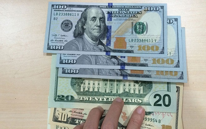 Thu mua USD bị phạt 40 triệu, chủ tiệm vàng ở Nghệ An nói gì? Ảnh 2