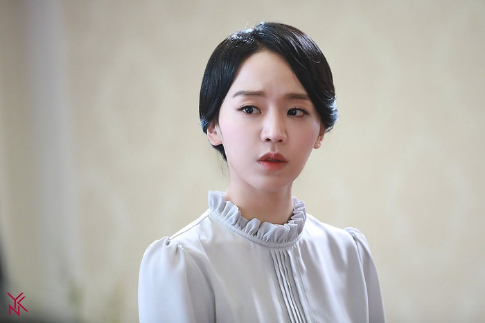 'Only One Love': Shin Hye Sun xác nhận vai nữ thừa kế mất thị lực, L (INFINITE) vẫn đang đàm phán