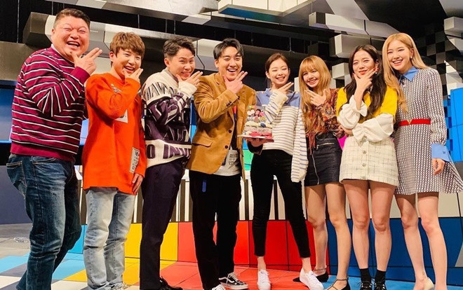 BlackPink có đang bù đắp đủ đầy chuỗi ngày Seungri thiếu vắng BigBang? Ảnh 2