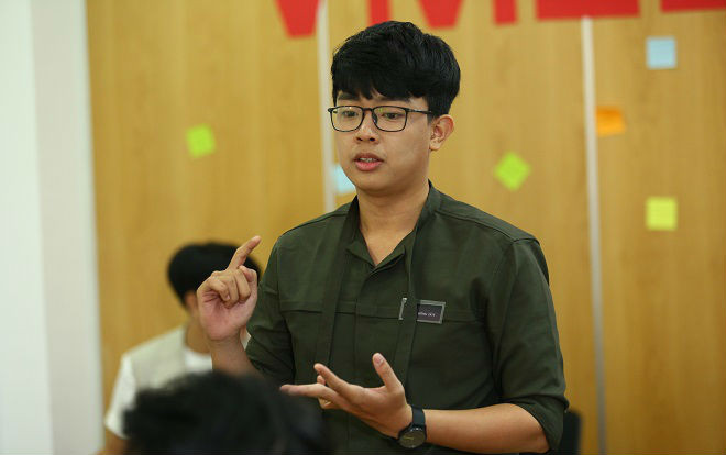 Gặp gỡ Hà Huy Anh - Lớp trưởng thường 'đồng lõa' bạn bè qua mặt giáo viên trong 'Hoán đổi thanh xuân' Ảnh 2