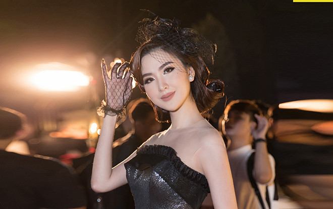 Ngọc Loan diện trang sức 3 tỷ hóa công nương trên thảm đỏ Ảnh 2