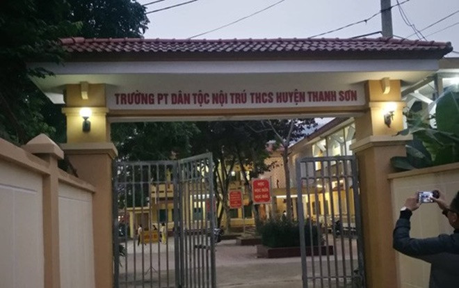 Xót xa lời kể của nam sinh nghi nhiều lần bị thầy hiệu trưởng lạm dụng tình dục ở Phú Thọ Ảnh 2