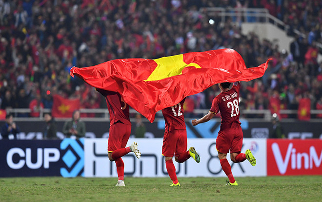 Xếp hạng sức hút của toàn bộ 23 cầu thủ đội tuyển Việt Nam vừa vô địch AFF Cup 2018 trên mạng xã hội Ảnh 2