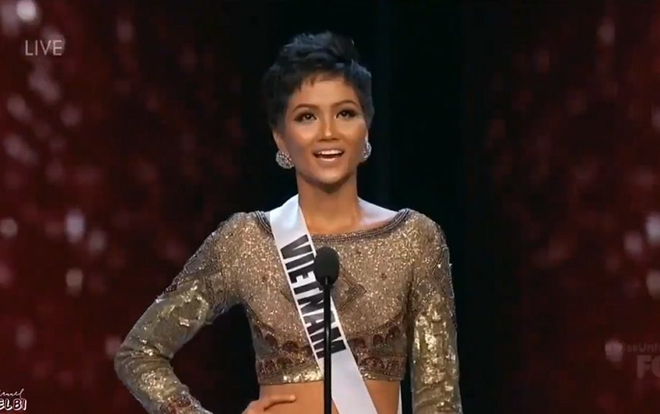 H'Hen Niê lọt vào Top 5 Miss Universe 2018, sao Việt 'bùng nổ' những lời chúc Ảnh 2