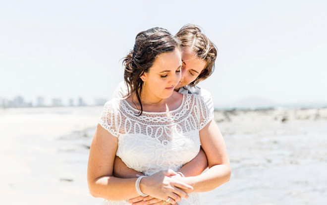 Nhìn lại những bộ ảnh cưới đẹp như mơ sau khi luật hôn nhân đồng giới được thông qua tại Úc (phần cuối) Ảnh 2