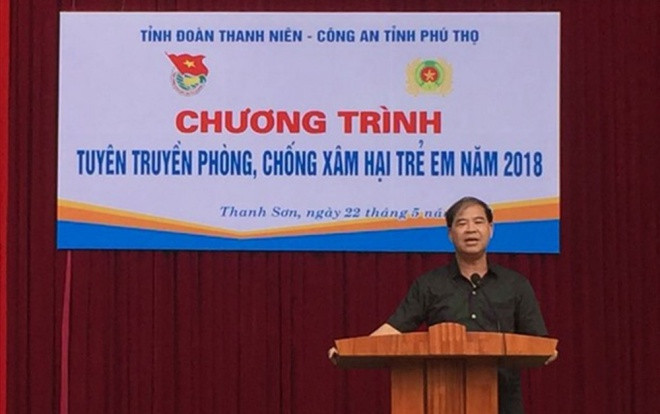 Hiệu trưởng lạm dụng tình dục hàng chục nam sinh đã gửi lời xin lỗi toàn trường Ảnh 2