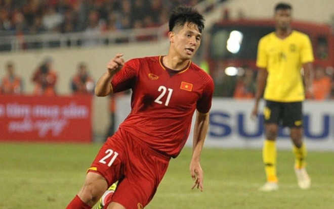 Những pha đọc tình huống hay xuất thần của Đình Trọng khiến fan bật khóc khi biết anh không thể dự Asian Cup 2019 Ảnh 2