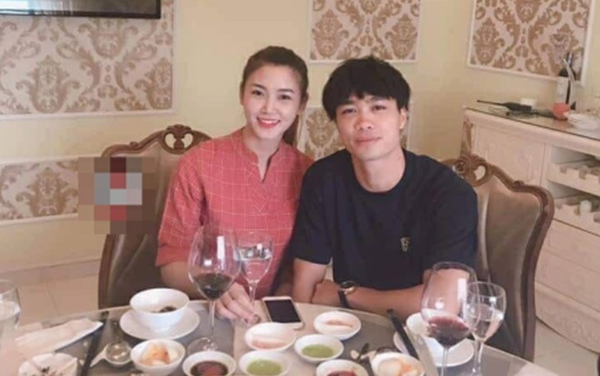 Sau khi vô địch AFF Cup, các cầu thủ ĐT Việt Nam đã làm gì trong ngày nghỉ ít ỏi trước khi tập chung Asian Cup 2019 Ảnh 2