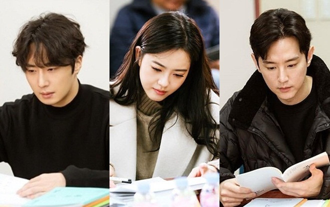 'Haechi': Go Ara - Jung Il Woo và Kwon Yul ngồi đọc kịch bản suốt 5 giờ đồng hồ Ảnh 2