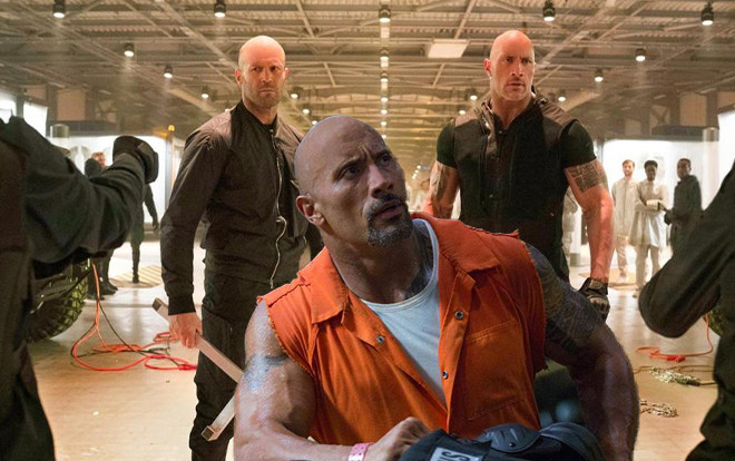 Ngoại truyện 'Fast & Furious - Hobbs and Shaw' công bố ảnh đầu tiên của The Rock và Jason Statham Ảnh 2