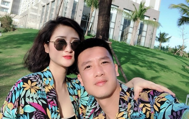 Bạn gái Huy Hùng 'gây sốt' xình xịch với loạt ảnh nóng bỏng Ảnh 2