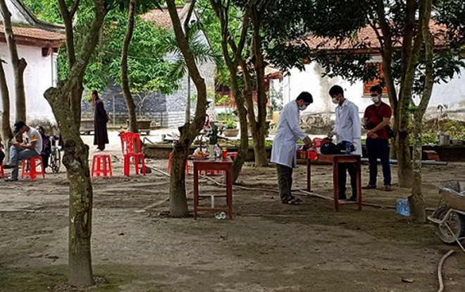 Hà Tĩnh: Tá hỏa phát hiện thi thể bé sơ sinh trước cổng chùa Ảnh 2