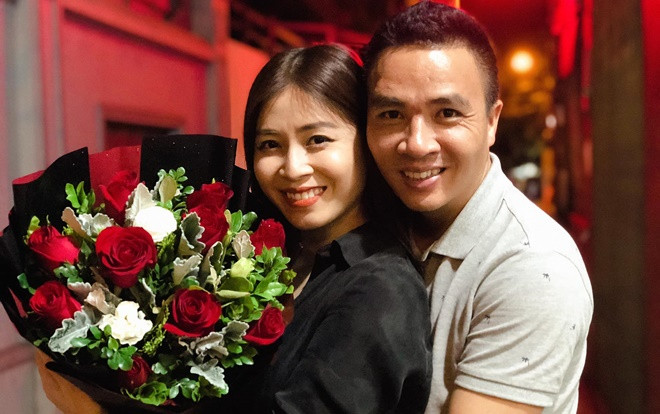 Sau tất cả, MC Hoàng Linh khiến '500 anh em' nổi ghen khi đăng ảnh cực tình bên chồng sắp cưới Ảnh 2