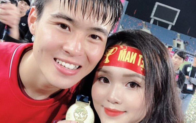 Duy Mạnh tặng quà sinh nhật sớm cho bạn gái khiến ai nấy đều ghen tị Ảnh 2