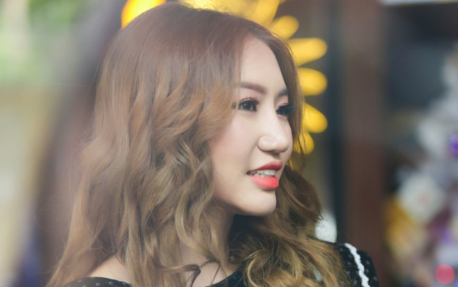 Clip Orange chia sẻ về sự cố tại MAMA 2018: ‘Theo kịch bản, tới gần Wanna One thì mới ngã…' Ảnh 2