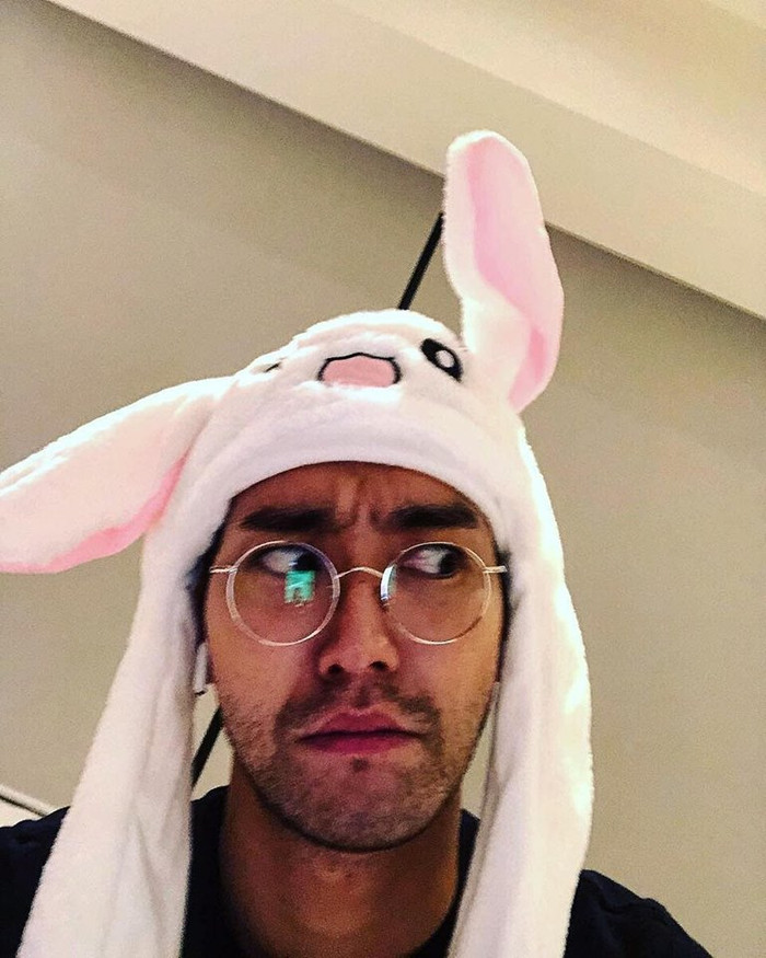 Muôn vàn kiểu Merry Christmas 'muối mặn' của idol xứ Hàn Ảnh 8