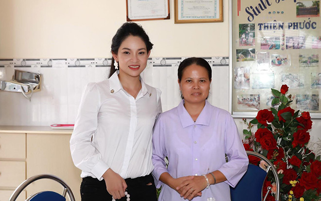 Phạm Hoàng Yến: Chẳng gì quan trọng bằng hiếu đạo với cha mẹ - con cái ngoan ngoãn Ảnh 2