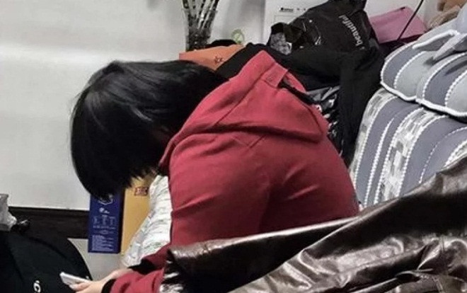 Cô gái bị bắt cóc, làm nô lệ tình dục cho cả cha và con suốt 6 năm Ảnh 2