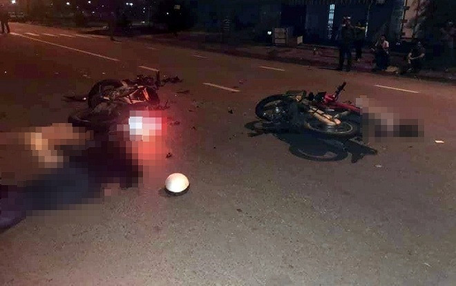 Xe máy va chạm kinh hoàng khiến 2 người tử vong, cô gái trẻ nguy kịch Ảnh 2